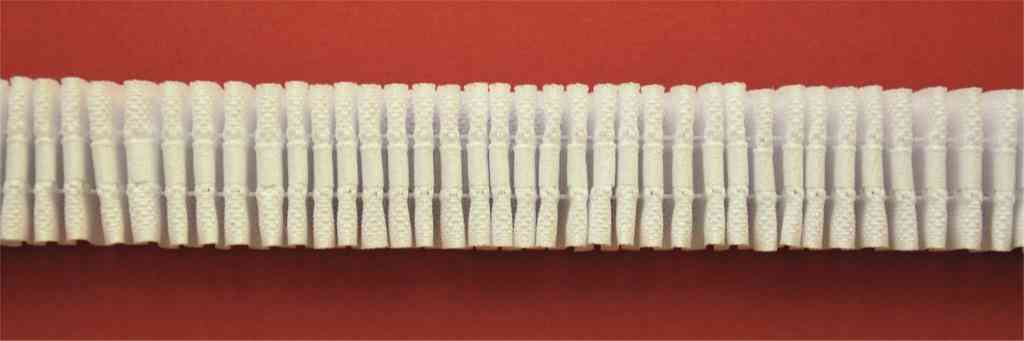 1 Meter - Gardinenband, Kräuselband, Smokband, 100% Polyester